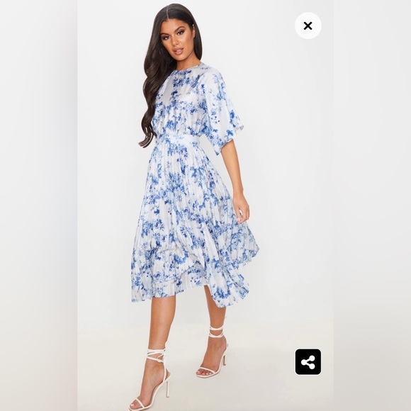 Pastel Blue Floral Print Open Back Pleated Midi Dress - Picture 3 of 7